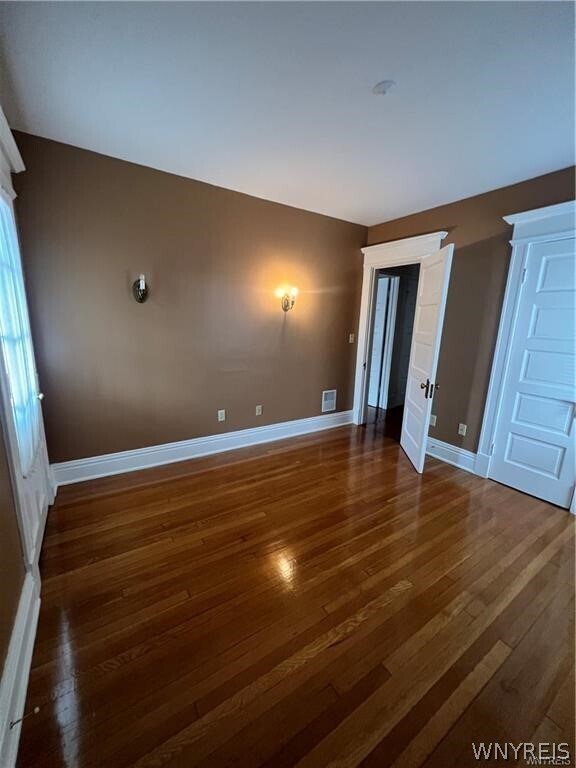 Building Photo - 543 Potomac Ave