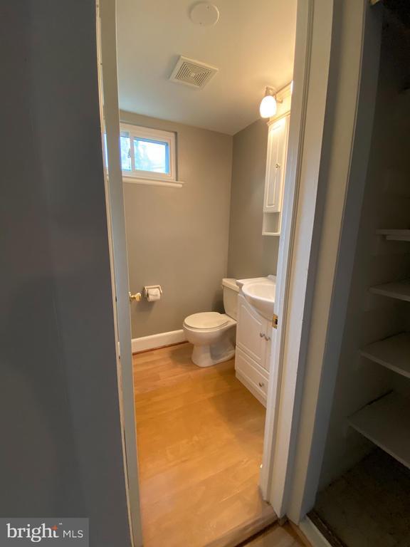 Building Photo - 3137 Creswell Dr