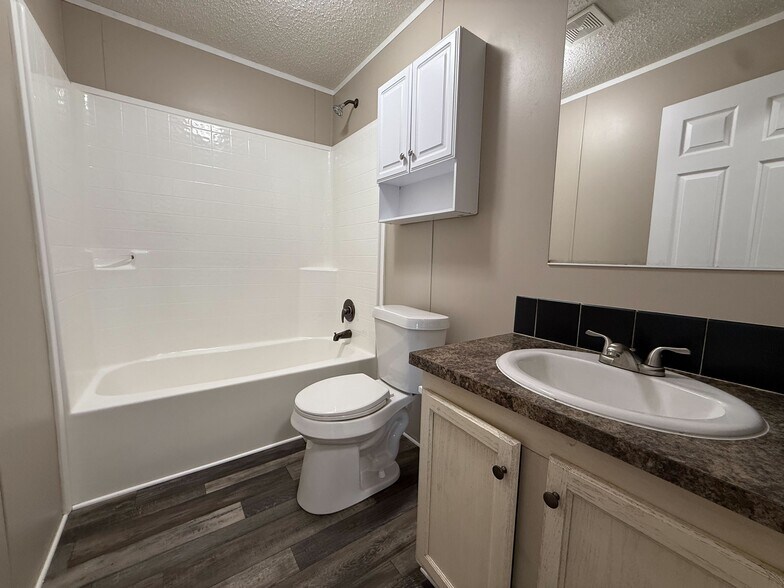 Building Photo - 12457 St Michel Ave