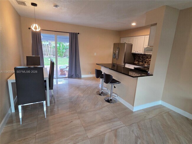 Building Photo - 6270 NW 14th St