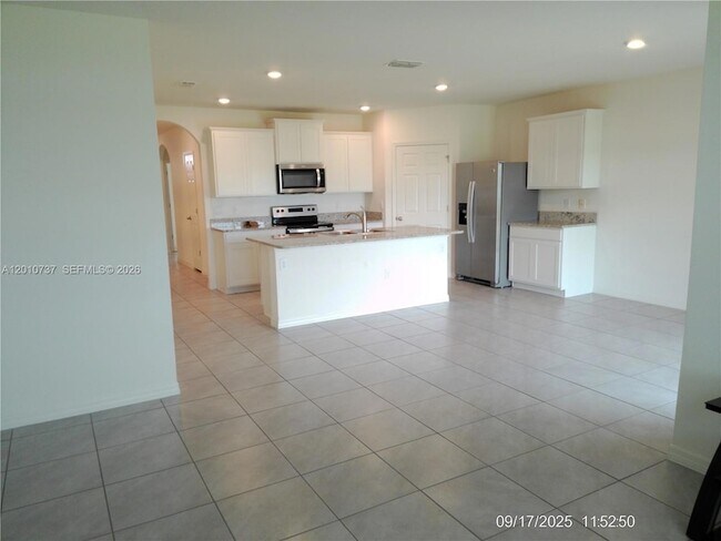 Building Photo - 2073 Farmhouse Rd SE