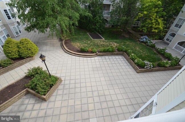 Building Photo - 4551 Strutfield Ln