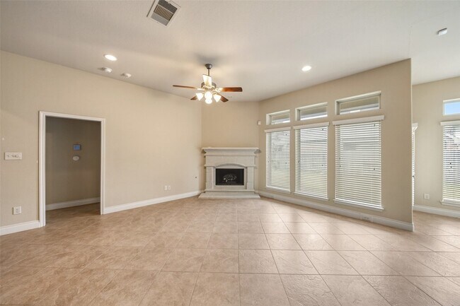 Building Photo - 29022 Crested Butte Dr