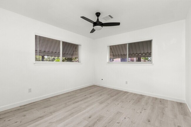 Building Photo - 11030 Hayslip Ln