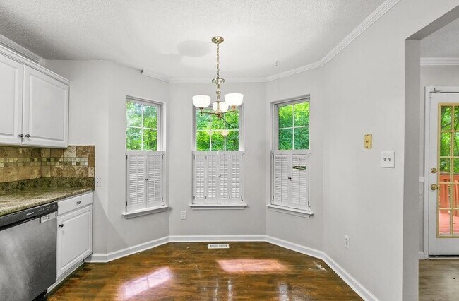 Building Photo - 4244 Akins Ridge Ln