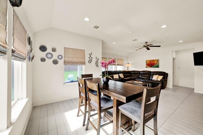 Building Photo - 2503 Hagerman Ct