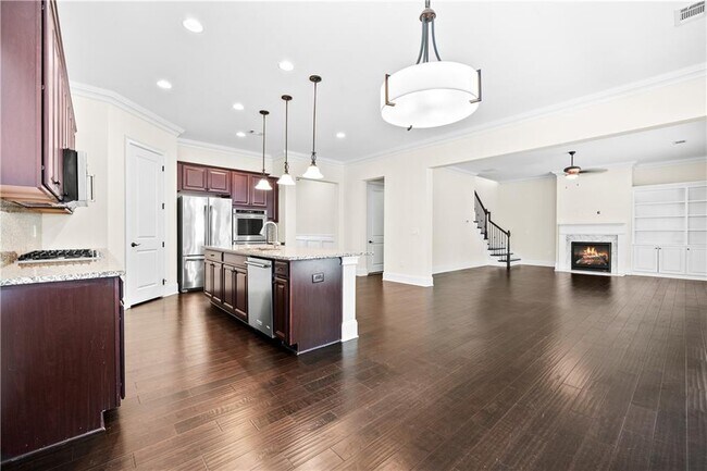 Building Photo - 3619 Strath Dr