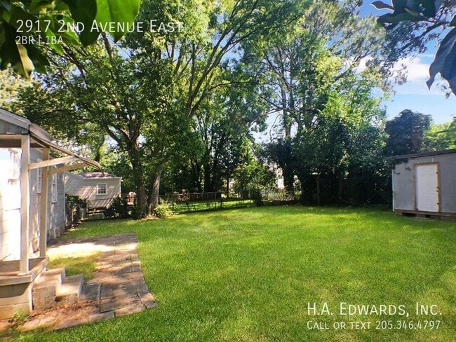 Building Photo - 2917 2nd E Ave