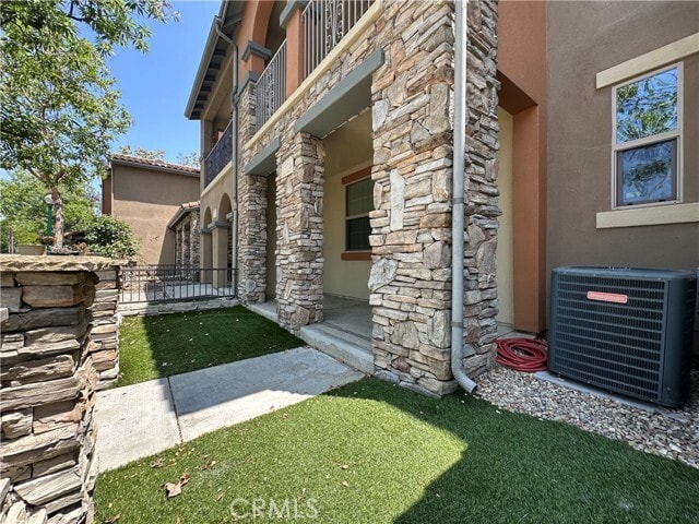 Building Photo - 606 Asbury Dr