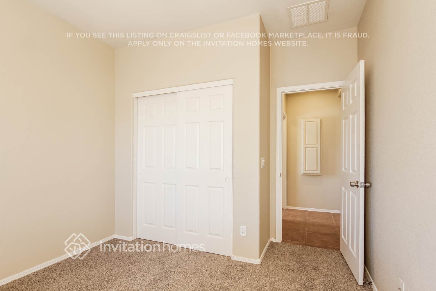 Building Photo - 1001 S 4th Ave