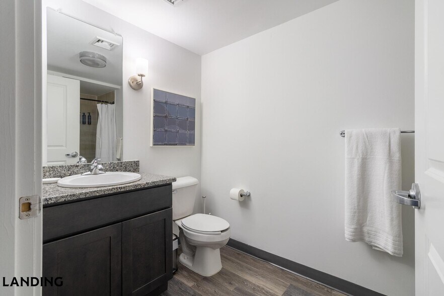 Building Photo - 50 Morgan St N