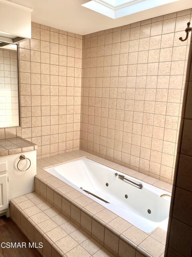 Building Photo - 4555 Tam O Shanter Dr