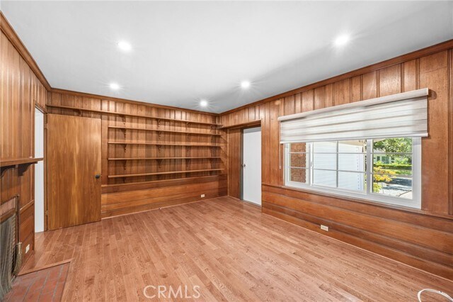 Building Photo - 2465 Sherwood Rd