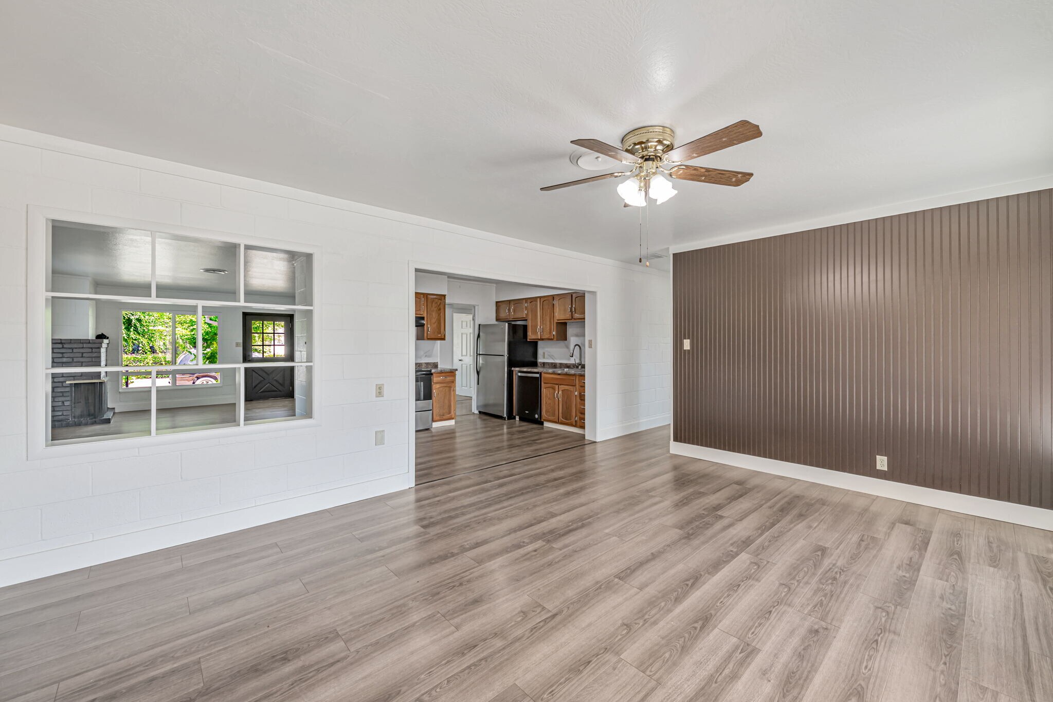 Building Photo - 5400 Valletta Way