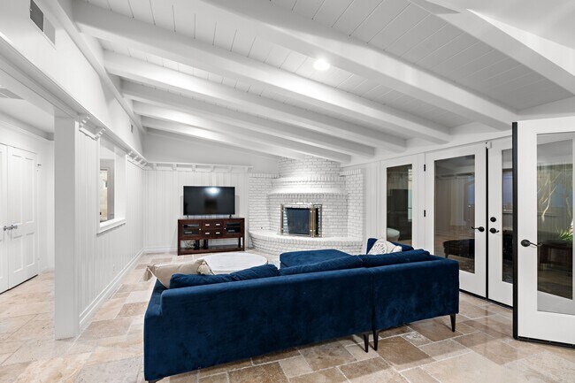 Building Photo - 854 Guanajuato Dr