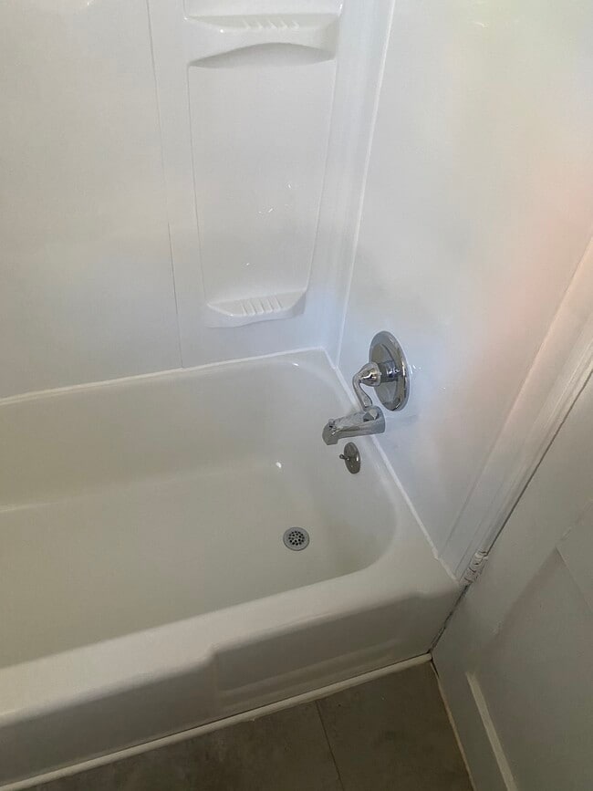 Bathroom Area - 503 Greenhill Ave