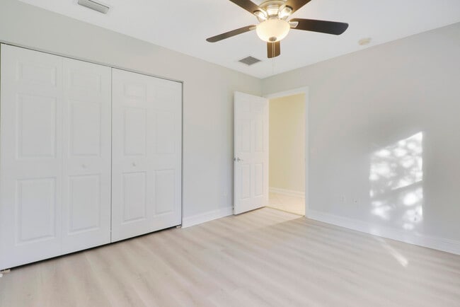 Building Photo - 11351 Majestic Acres Terrace