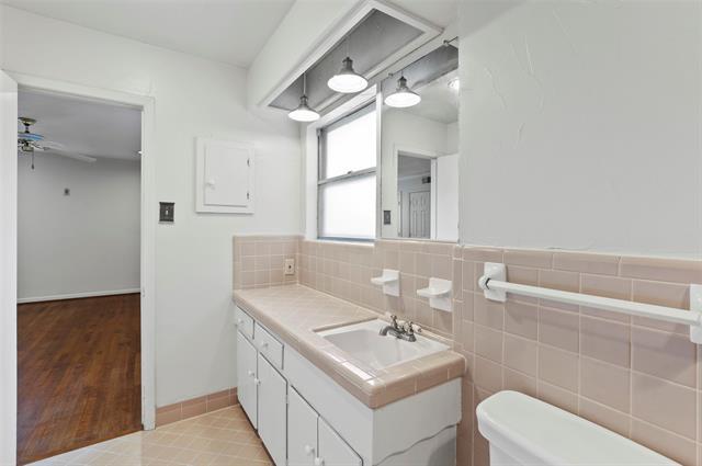 Building Photo - 9803 Windledge Dr