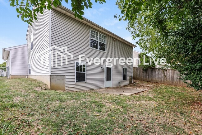 Building Photo - 2013 Monarch Dr