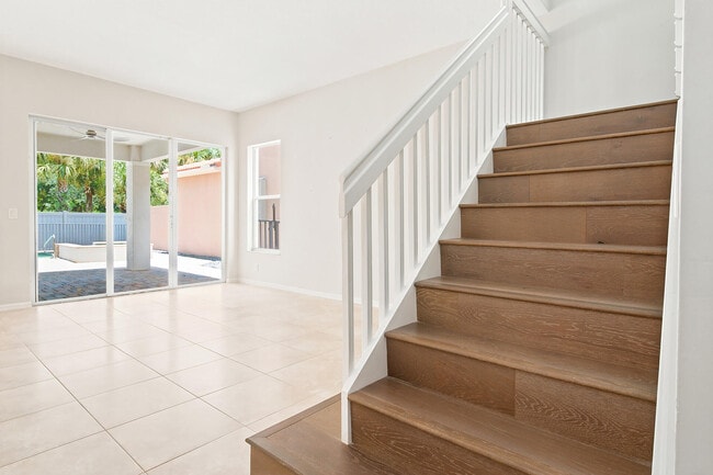 Building Photo - 207 Isle Verde Way
