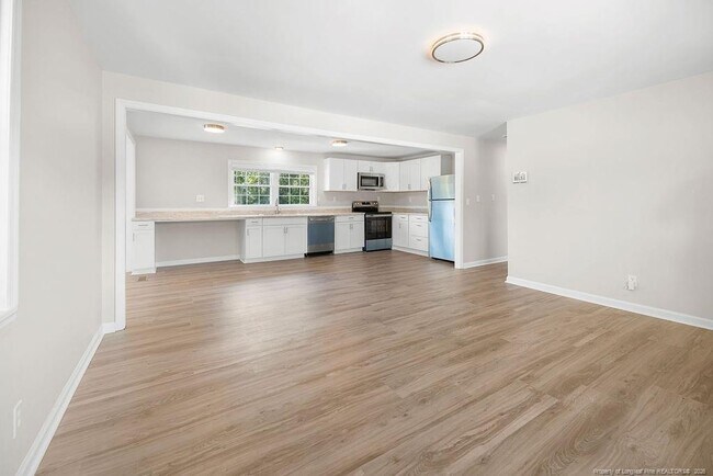 Building Photo - 4066 Hummingbird Pl