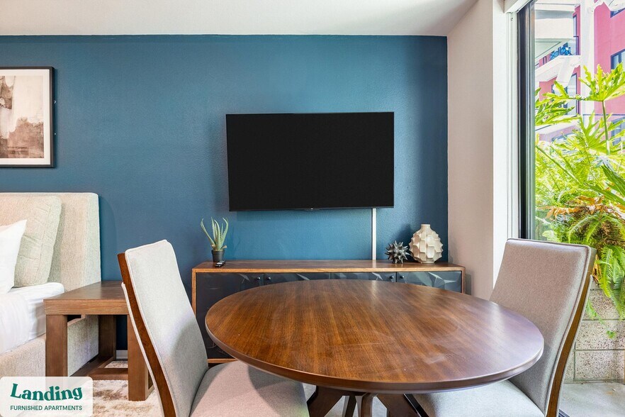 Building Photo - 372 Fourth Ave