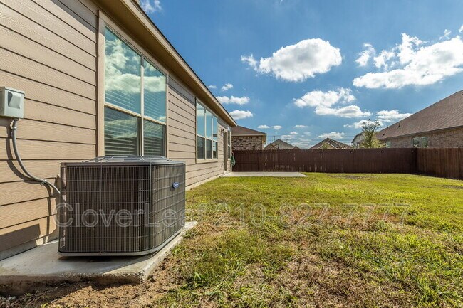 Building Photo - 682 Pond Springs