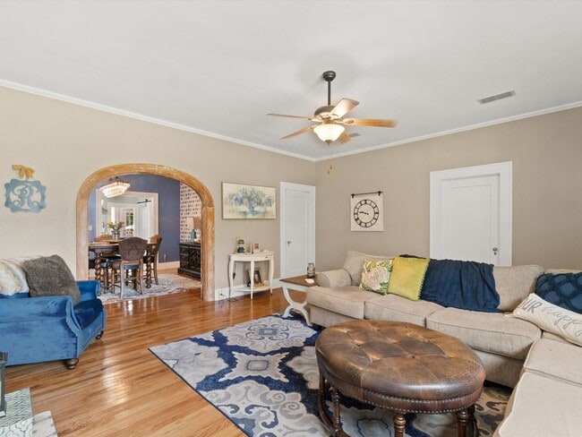 Building Photo - Available Now! Charming, Updated 3-Bedroom...