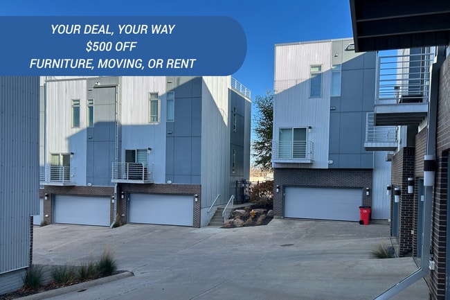 Primary Photo - 212 E 14th St