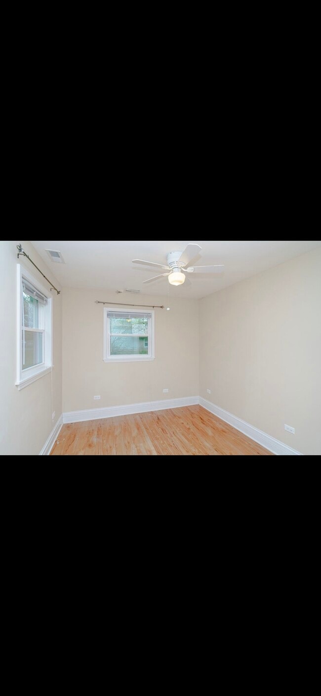 Building Photo - 37936 N Wilson Ave