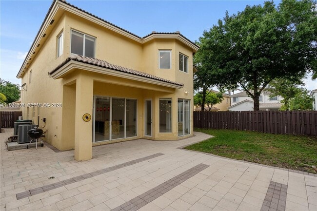 Building Photo - 7333 NW 108th Ct