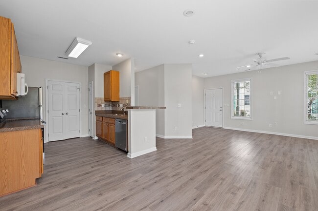 Building Photo - 1713 Kudrow Ln