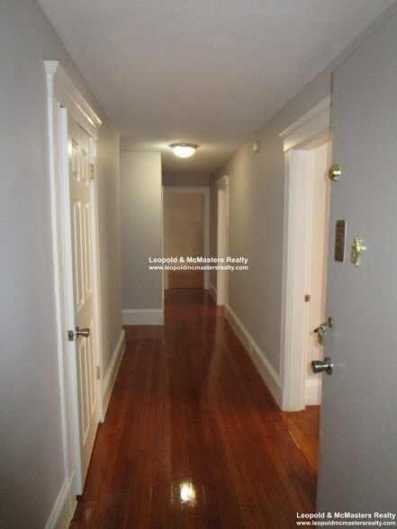 Building Photo - 136 Chiswick Rd