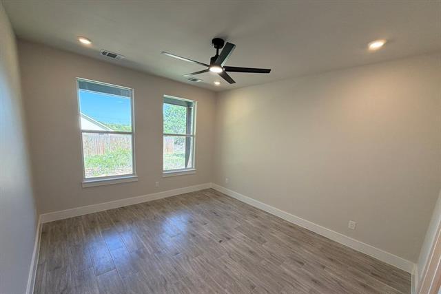 Building Photo - 5709 Barkridge Dr