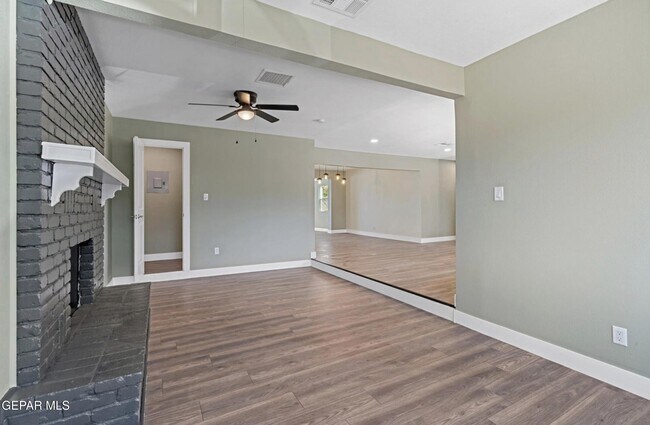 Building Photo - 10096 Ontario Ave