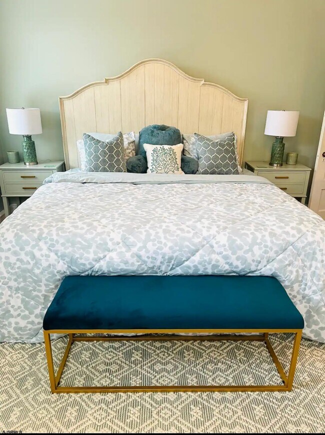 Building Photo - 1 S Bartram Ave