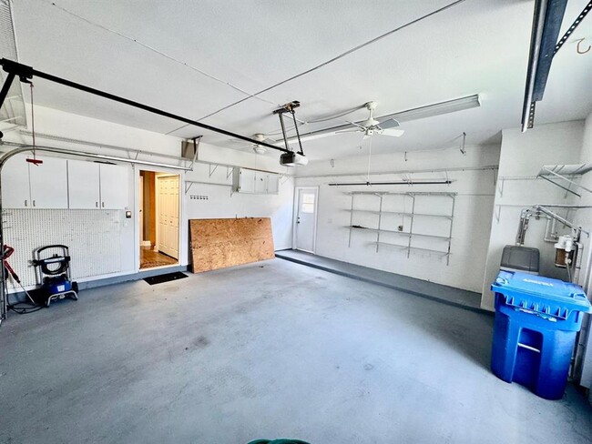 Building Photo - 5121 Fairway 1 Dr