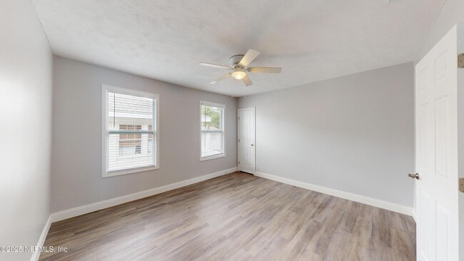 Building Photo - 2803 College St