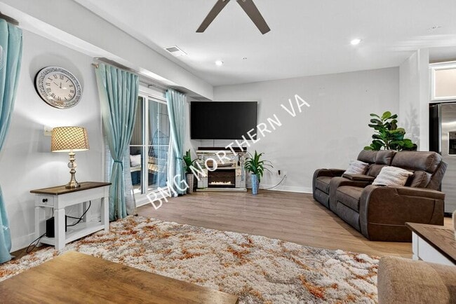 Building Photo - 2694 Velocity Rd