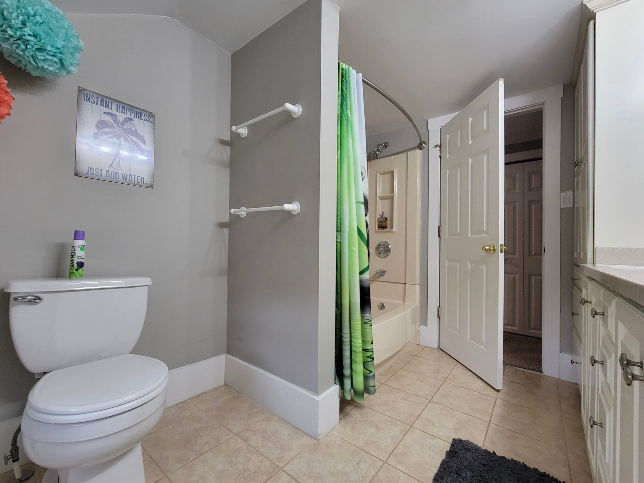 Building Photo - 557 Pitney Rd