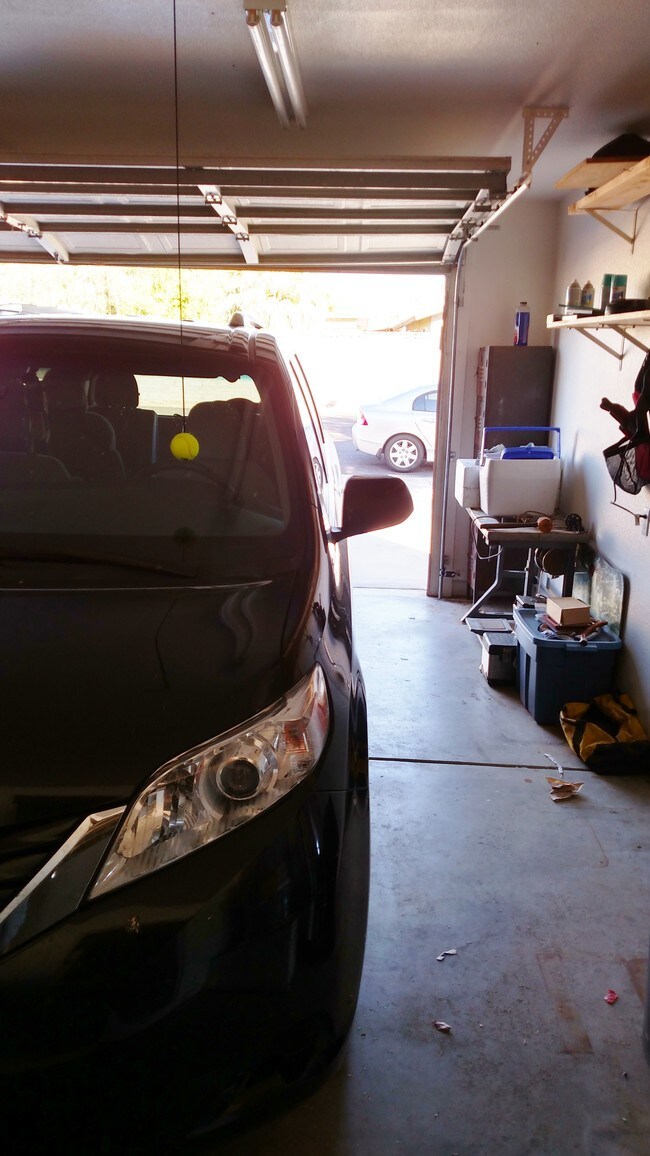 Building Photo - 10824 S Ave Primavera