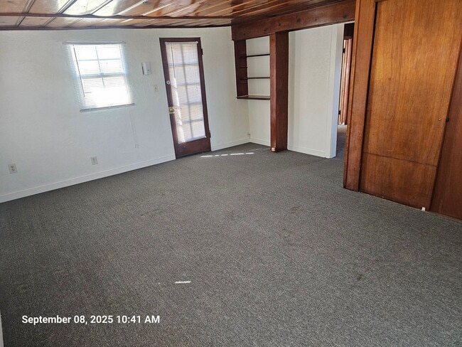 Building Photo - Apply Now!