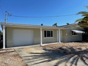 Building Photo - 13636 Veronica Dr
