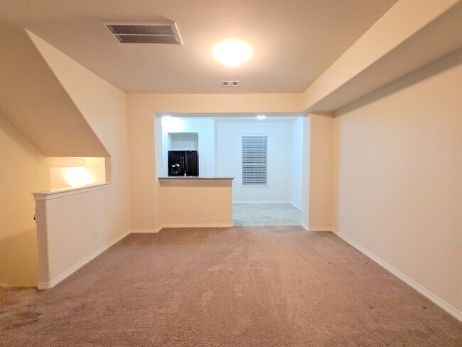 Building Photo - 8117 Silverton Creek Ln