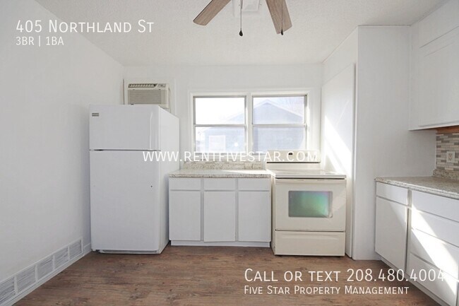 Building Photo - 405 Northland St