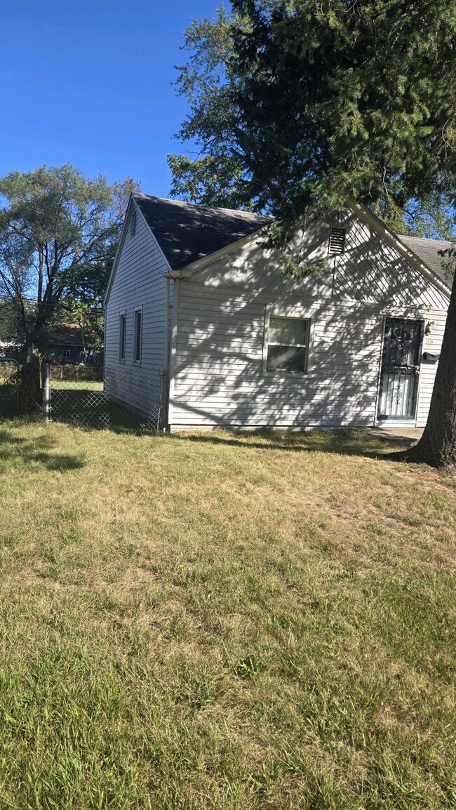 Building Photo - Newly rehabbed home