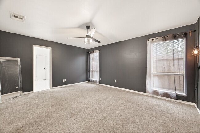 Building Photo - 12131 Ella Lee Ln