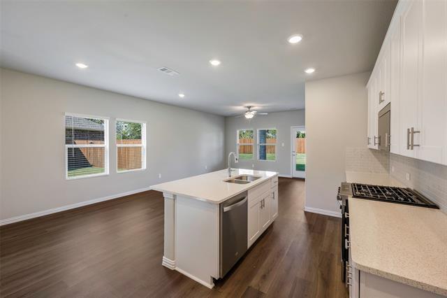 Building Photo - 4018 Sandstone Dr