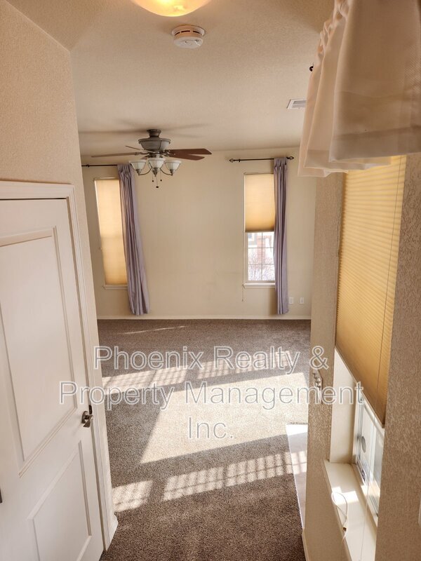 Building Photo - 9323 W 107th Pl