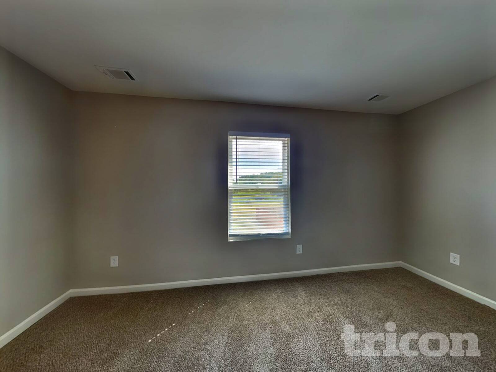 Building Photo - 542 Springtime Ln